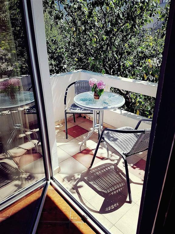 Guesthouse Berlin Bar Luaran gambar